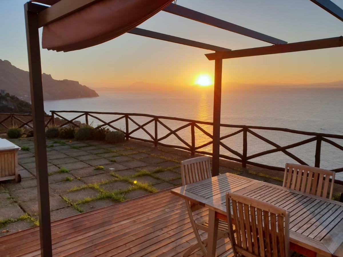 Casa Bianca Amore Amalfi Esterno foto