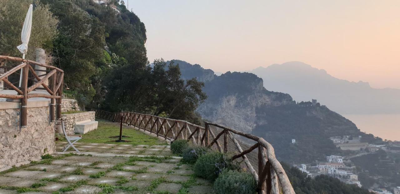 Casa Bianca Amore Amalfi Esterno foto