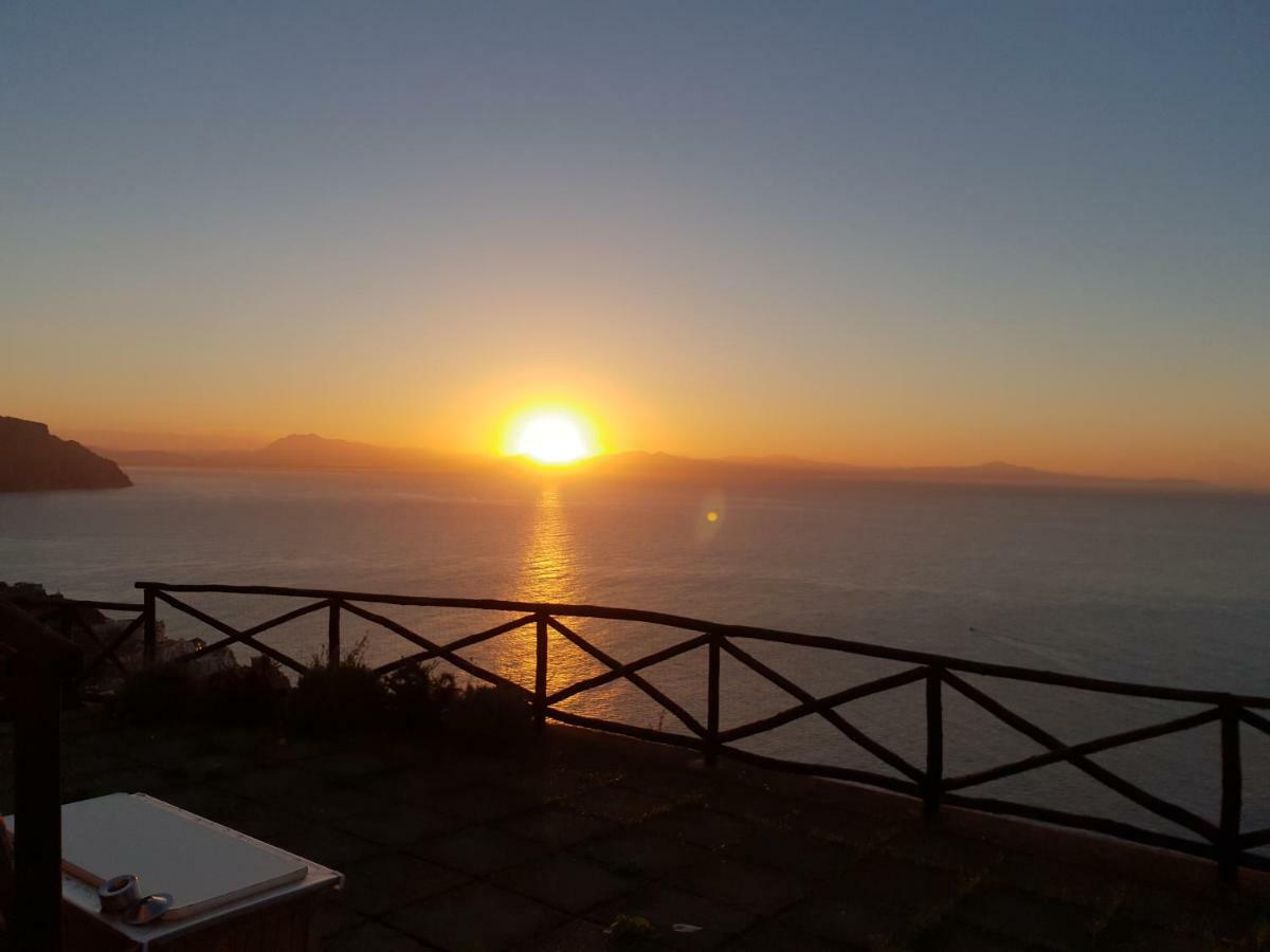 Casa Bianca Amore Amalfi Esterno foto